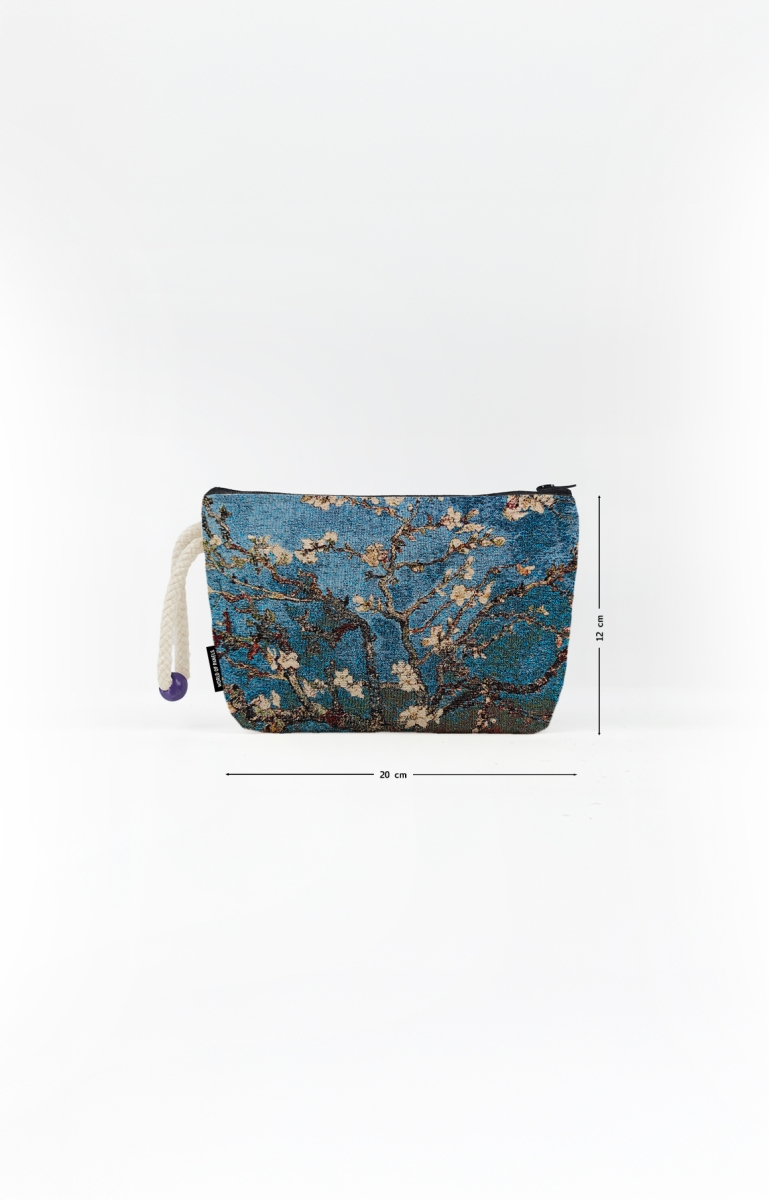 ÜNLÜ SANATÇILARIN ESELERİ