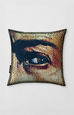 ÜNLÜ SANATÇILARIN ESELERİ